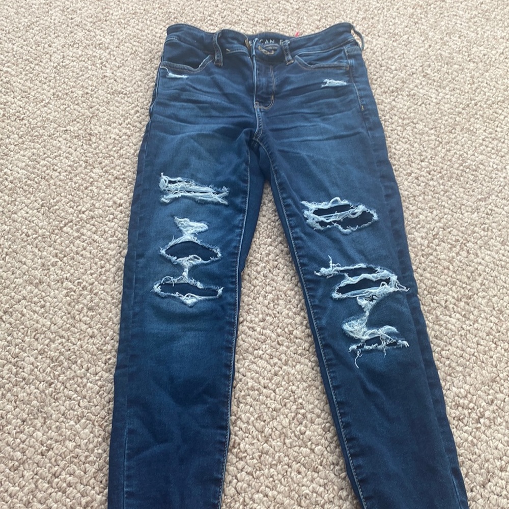 Womens american eagle skinny jeans covered rips 0
